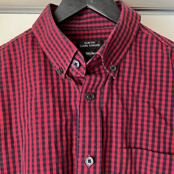 Mossimo black and red checkered button down shirt - Picture 2 of 8